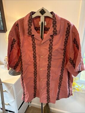 American Eagle Button-Down Shirt